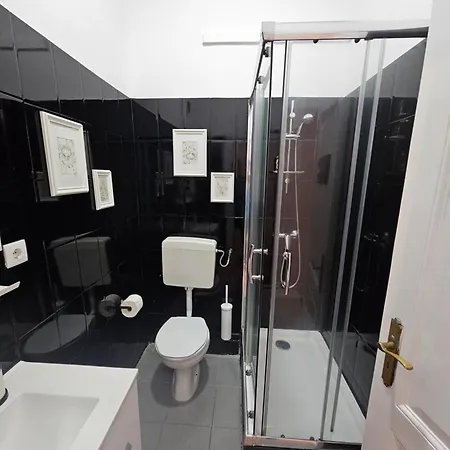 Almirante * Лиссабон