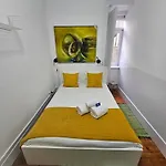 Almirante Πανσιόν Lisboa